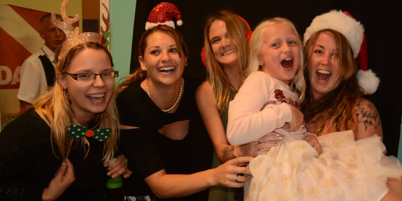 2016 Holiday Party – Photo Gallery