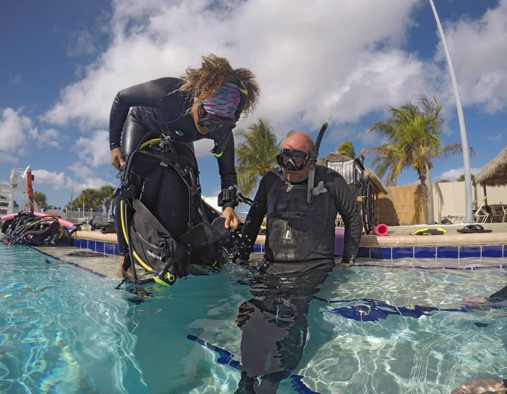 ADAPTIVE SUPPORT DIVER SPECIALTY with Pura Vida Divers